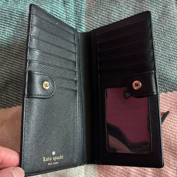 Kate Spade slim black bifold wallet ✨ final reduction. - Picture 2 of 8